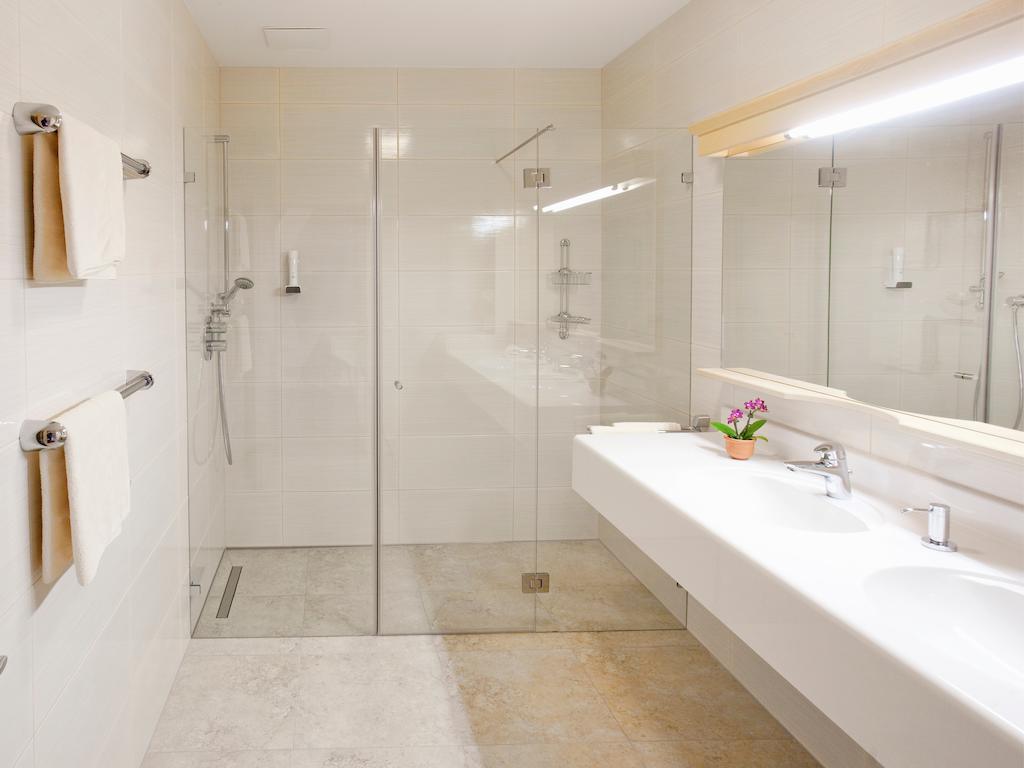 Erlebnishotel Kitzbuehler Horn Oberndorf in Tirol Phòng bức ảnh