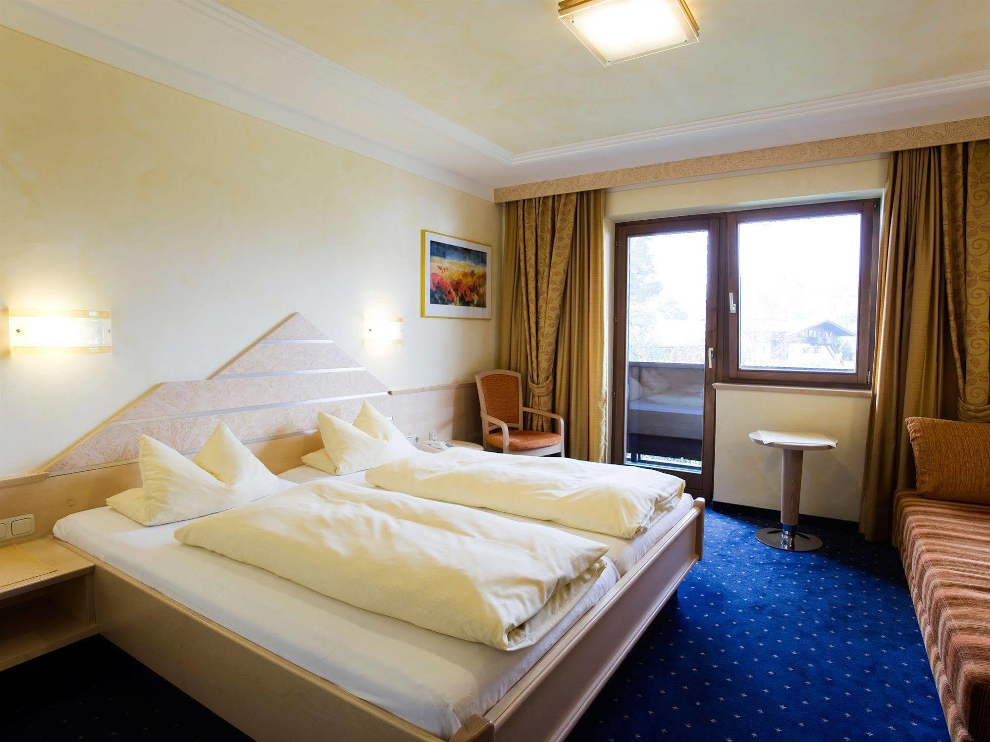Erlebnishotel Kitzbuehler Horn Oberndorf in Tirol Ngoại thất bức ảnh