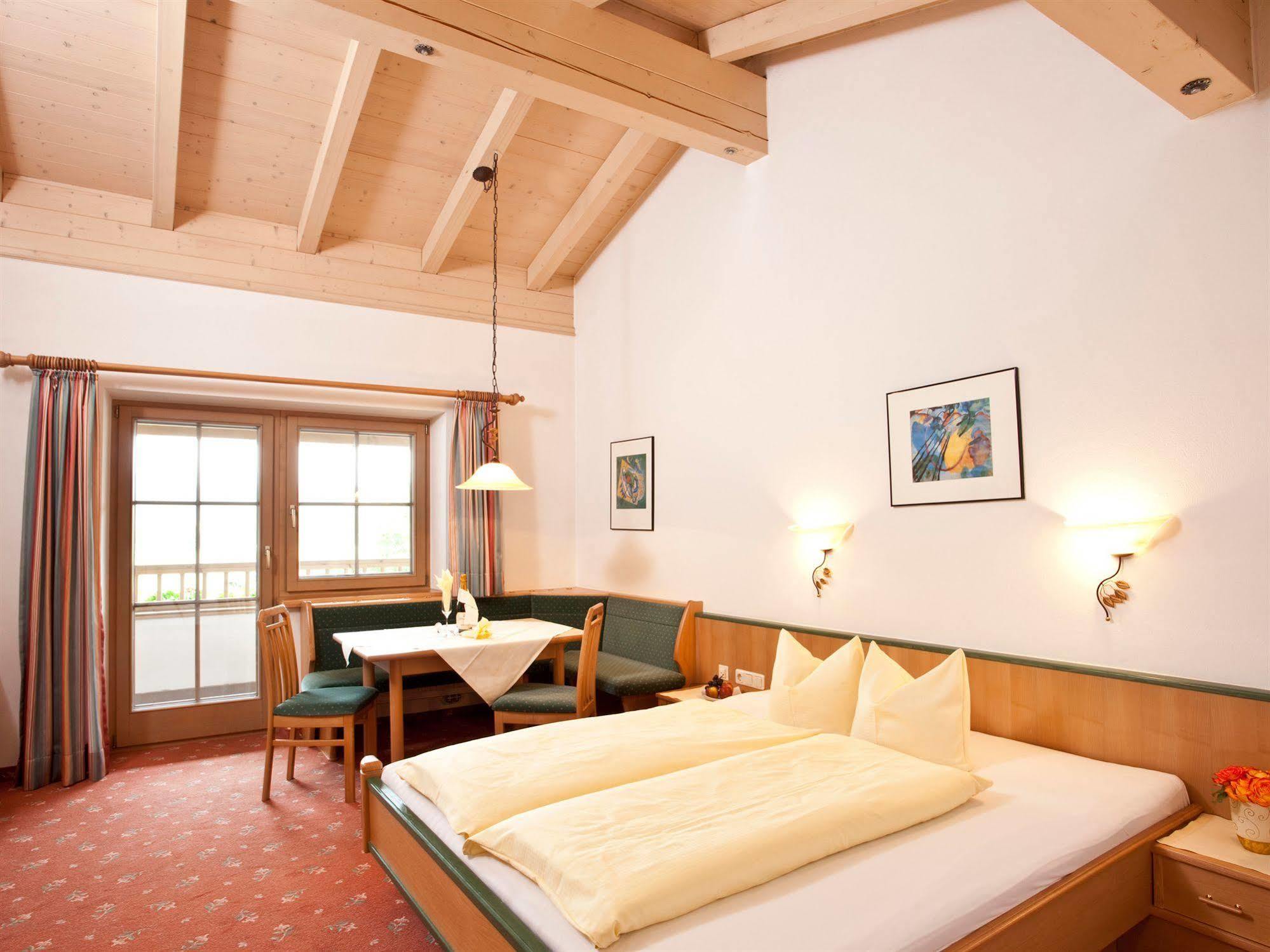 Erlebnishotel Kitzbuehler Horn Oberndorf in Tirol Ngoại thất bức ảnh
